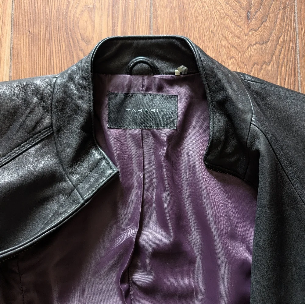 CLEARANCE!  Women's Black Leather Jacket By TAHARI Size S - Picture 3 of 8